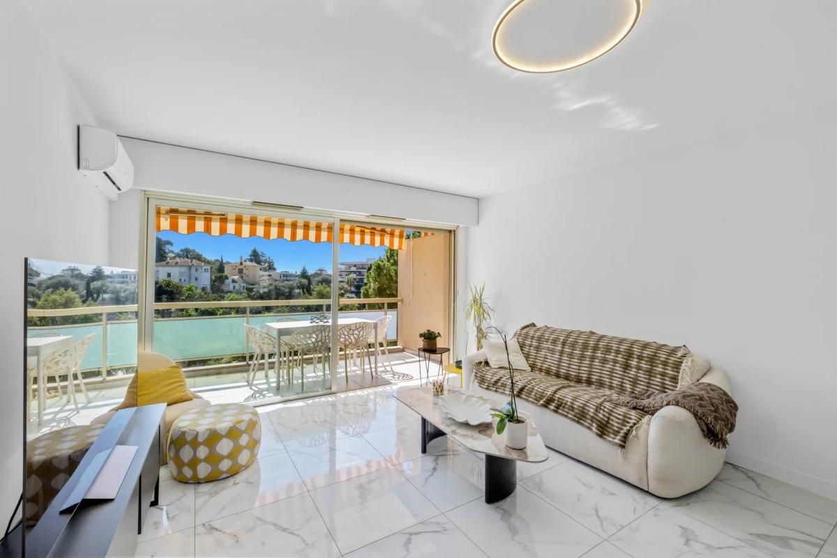 Le Cannet - Appartement 2 pièces - Piscine et tennis à vendre