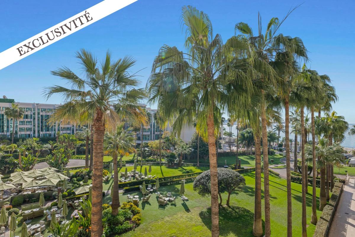 Cannes Croisette Grand Hotel Appartement 4 Pièces vue mer à vend