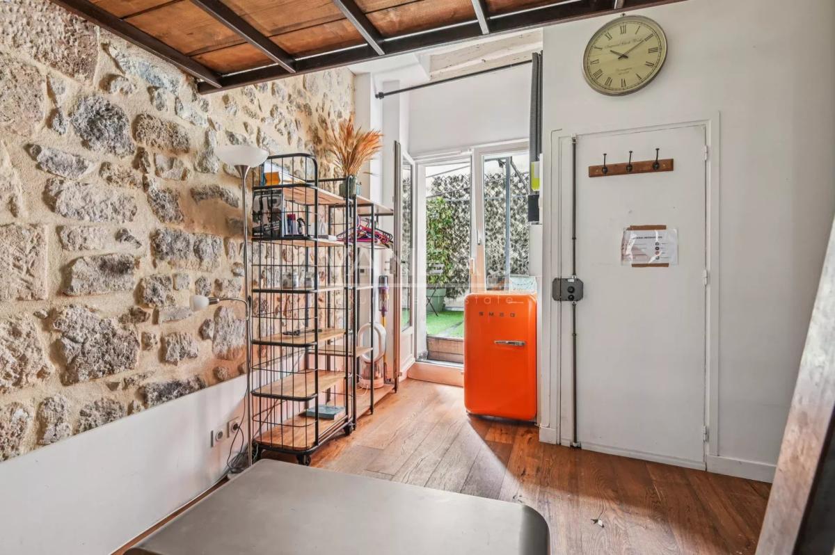 Paris Ier - Les Halles - Rivoli - Duplex avec terrasse