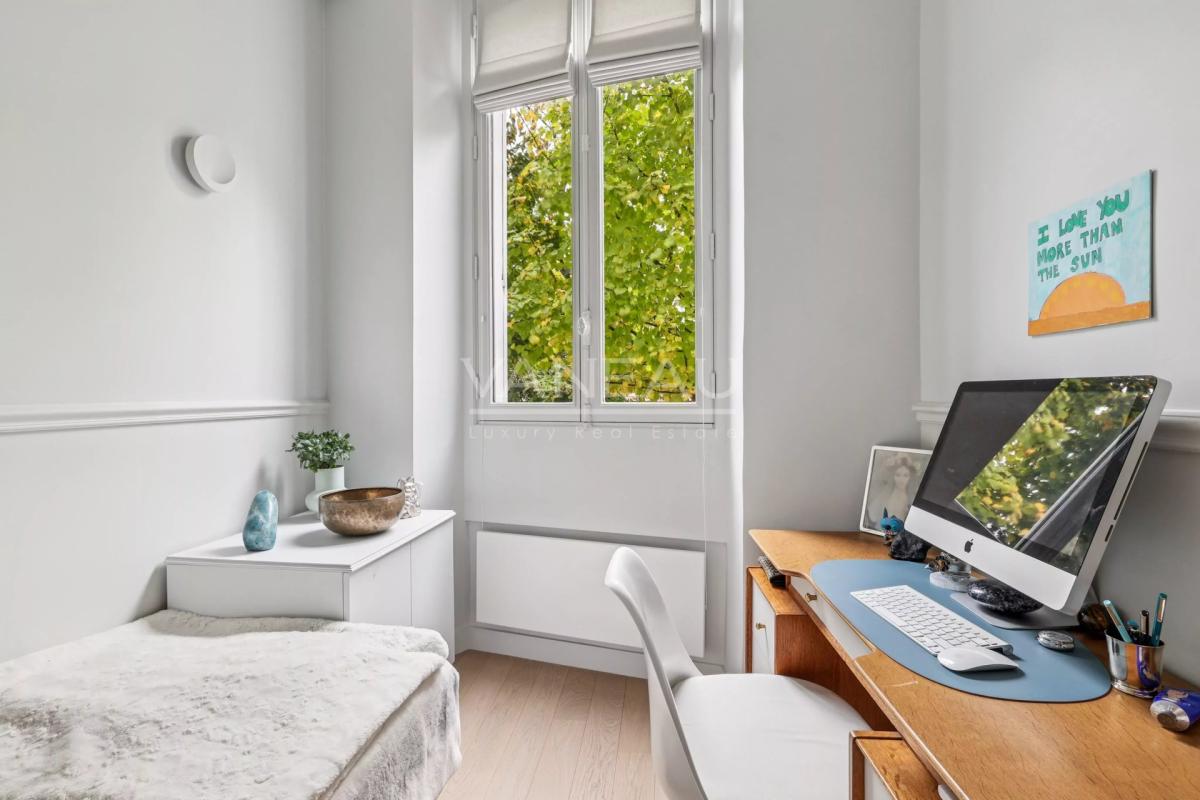 Meudon - 4 pièces de charme avec jardin