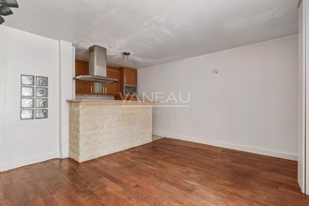 Paris 7 - deux pièces