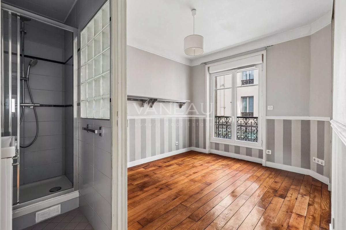 Paris 15ème - La Motte-Picquet-Grenelle - Charmant 2 pièces trav