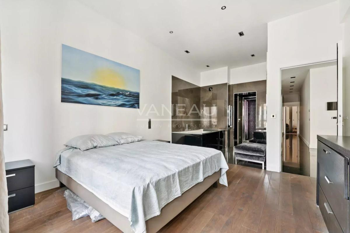 Paris VIII - Triangle d'or  - Quartier Saint Philippe du Roule