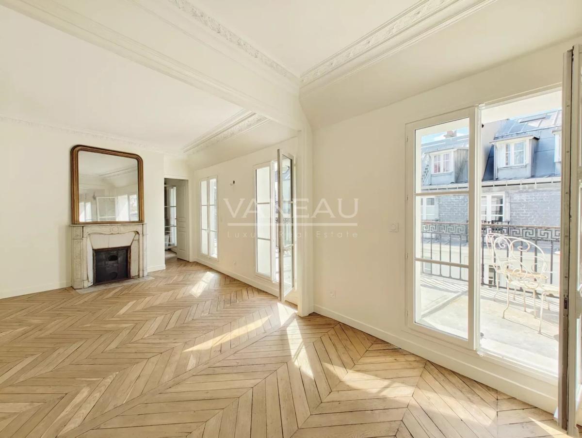 Paris IIe - Montorgueil - Appartement dernier étage avec terrass