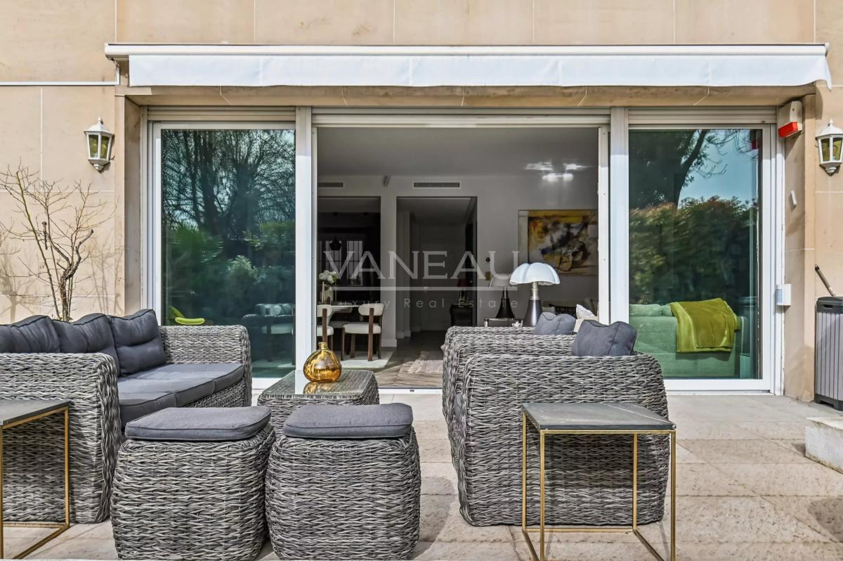 Rez-de-jardin  - Maillot - Bois de Boulogne