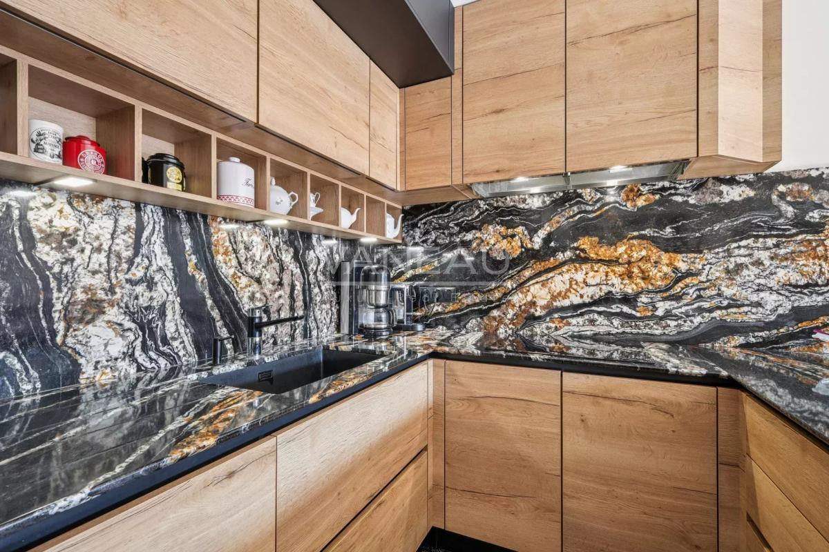 Boulogne Nord - Trois pièces avec balcon terrasse - Résidence 20