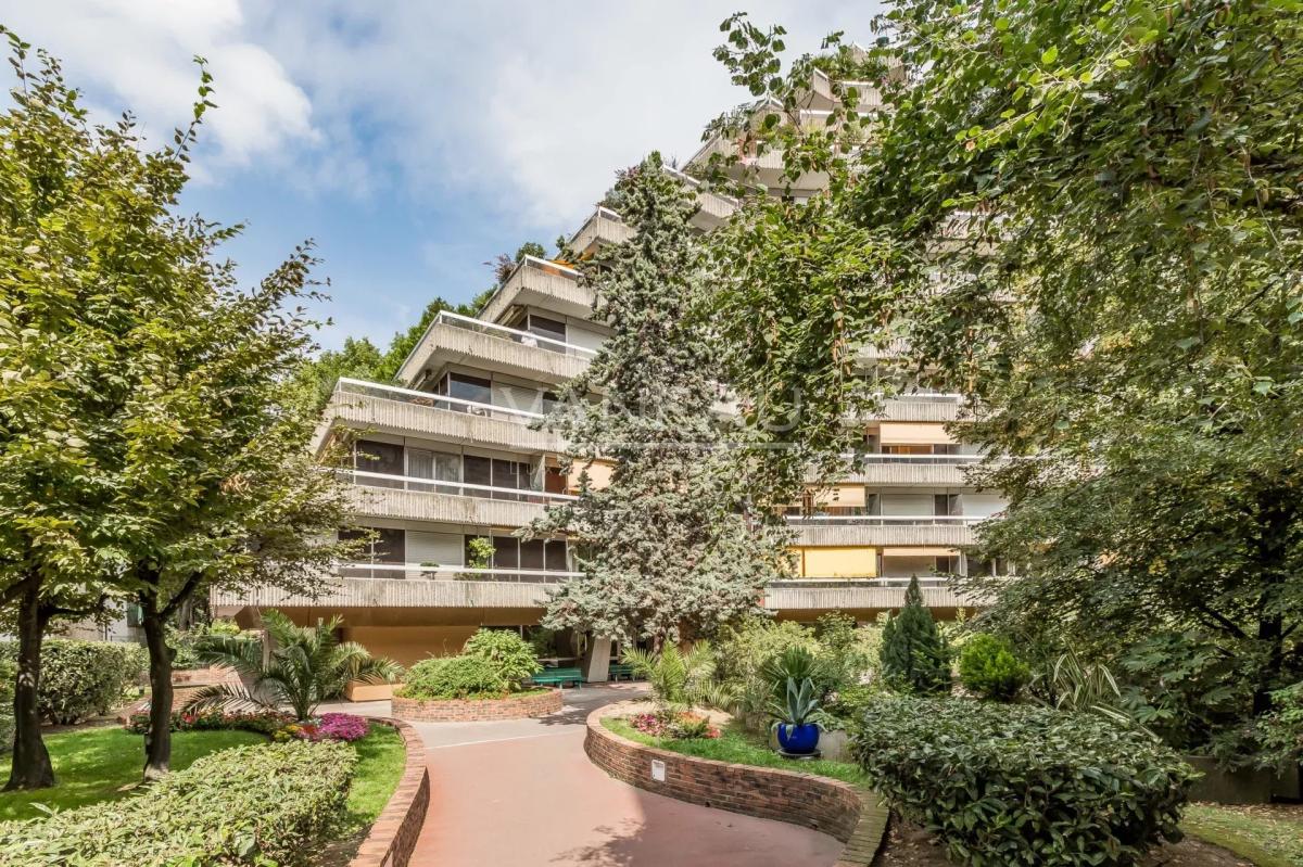 Convention-Alleray - 2 pièces avec balcon et vue dégagée