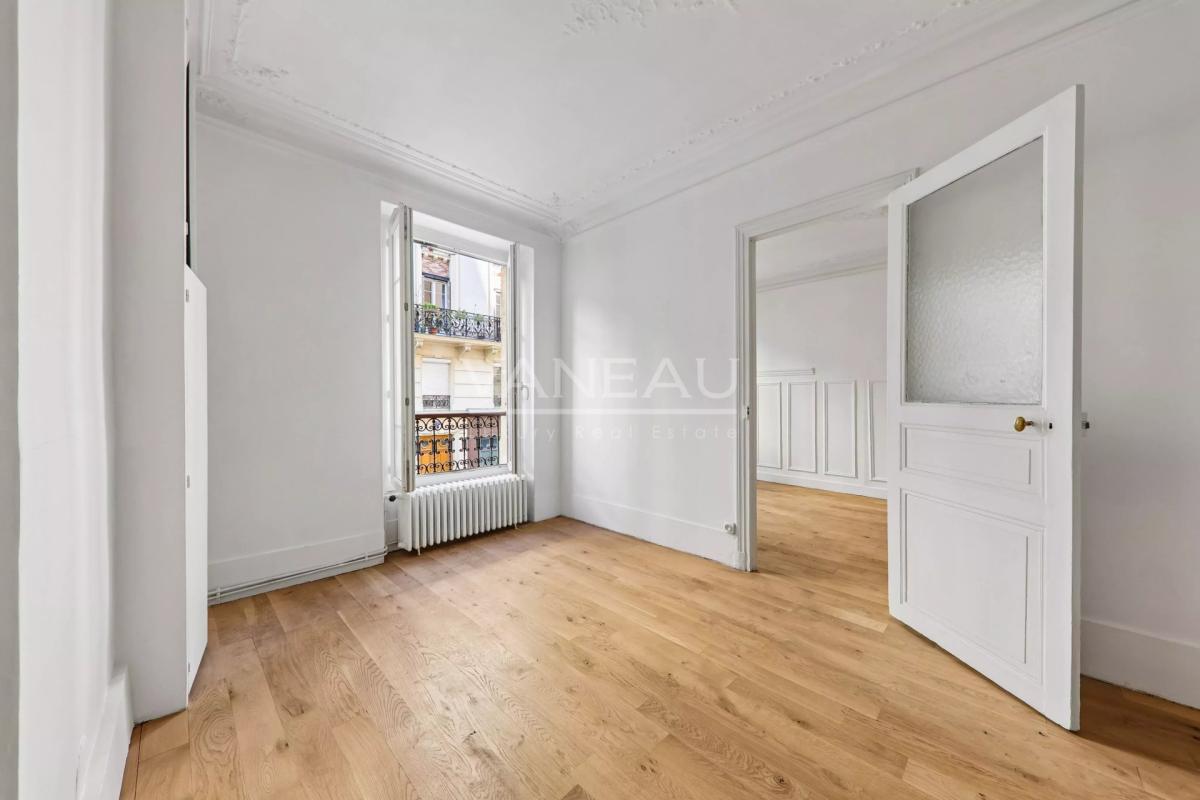 PARIS XIII - 3 pièces de charme, entièrement rénové