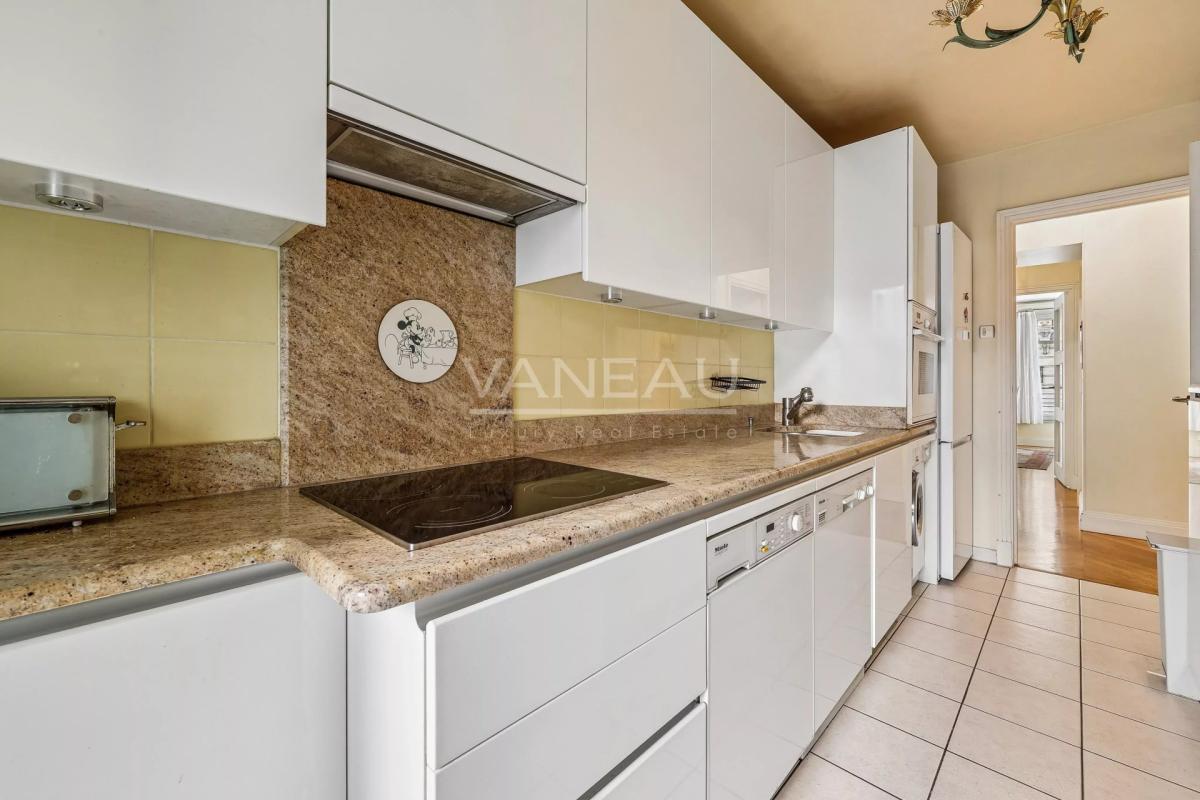 Paris VIIe - Gros Caillou - Université