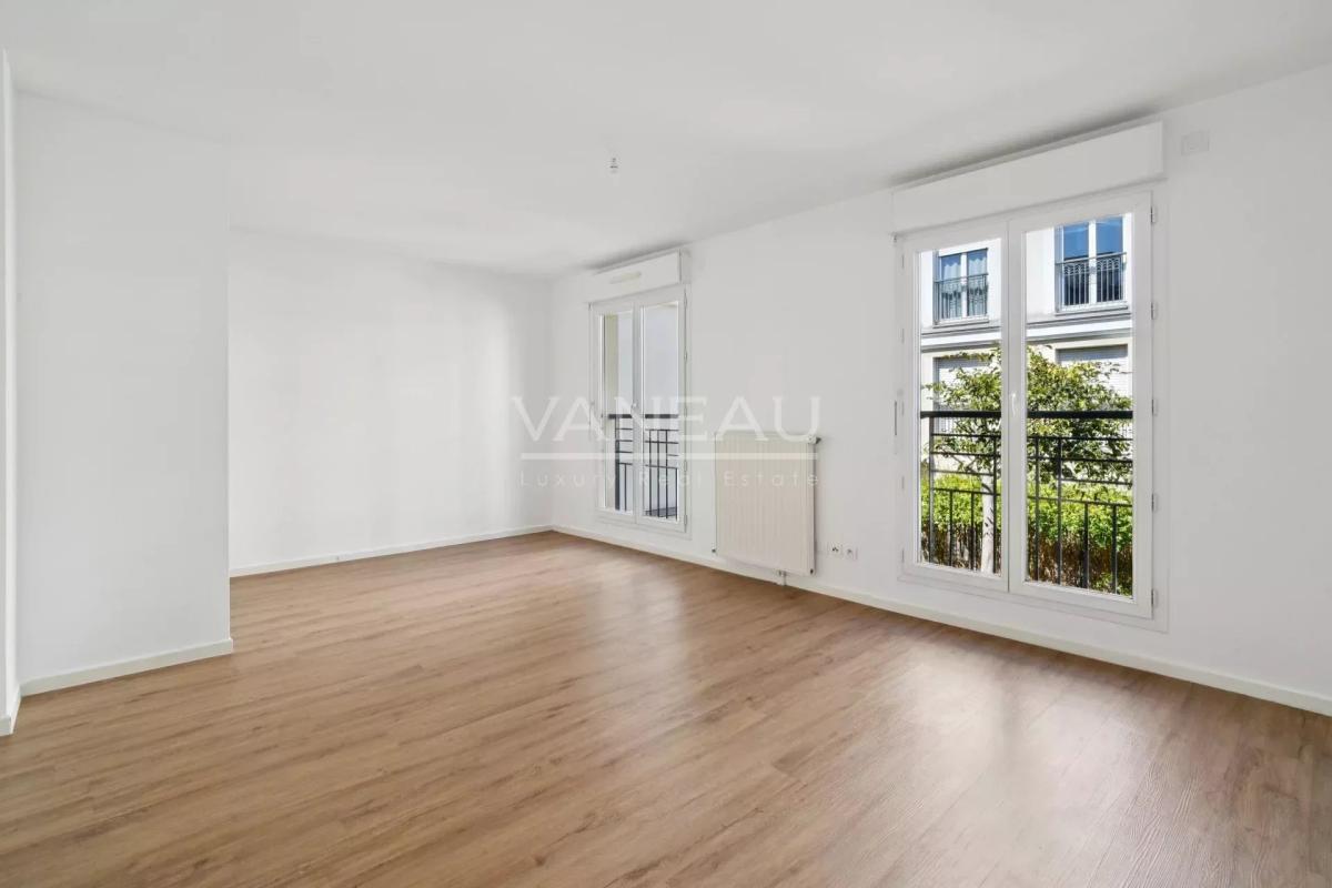 Puteaux - Maison familiale avec jardin - 122 m²