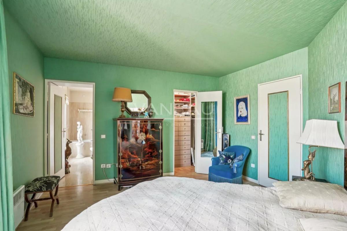 Levallois-Perret - Hespéride - Dernier étage avec terrasses