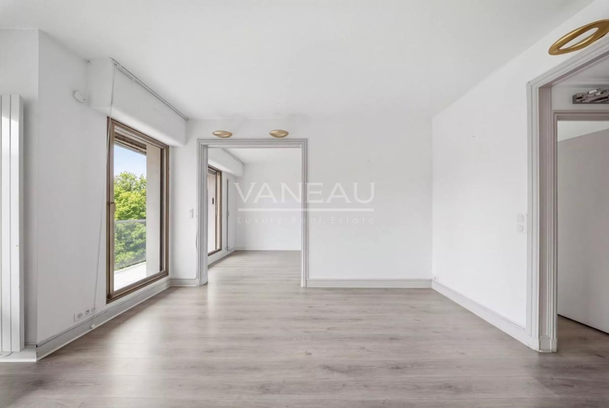 Neuilly - Château - Appartement familial avec balcon-terrasses