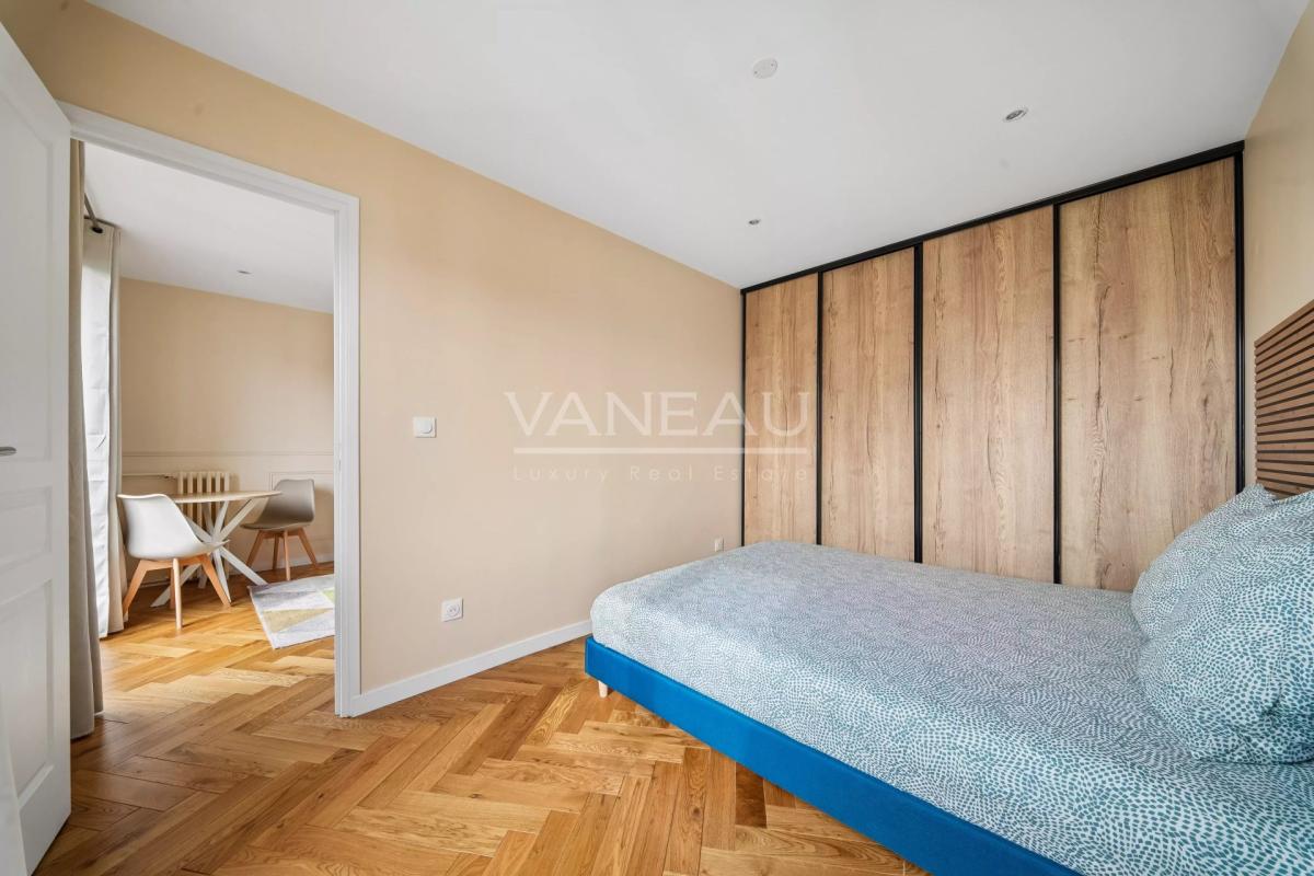 Boulogne - En parfait état - En étage avec ascenseur