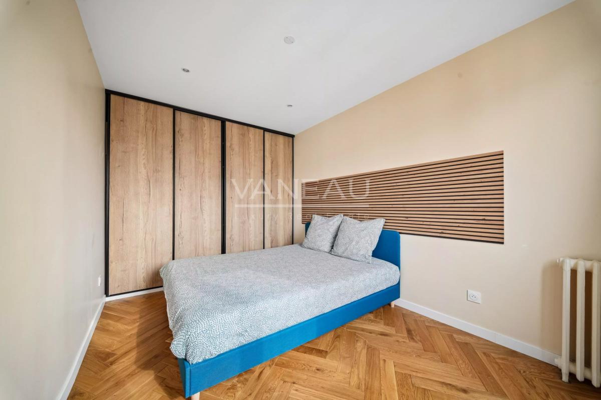 Boulogne - En parfait état - En étage avec ascenseur