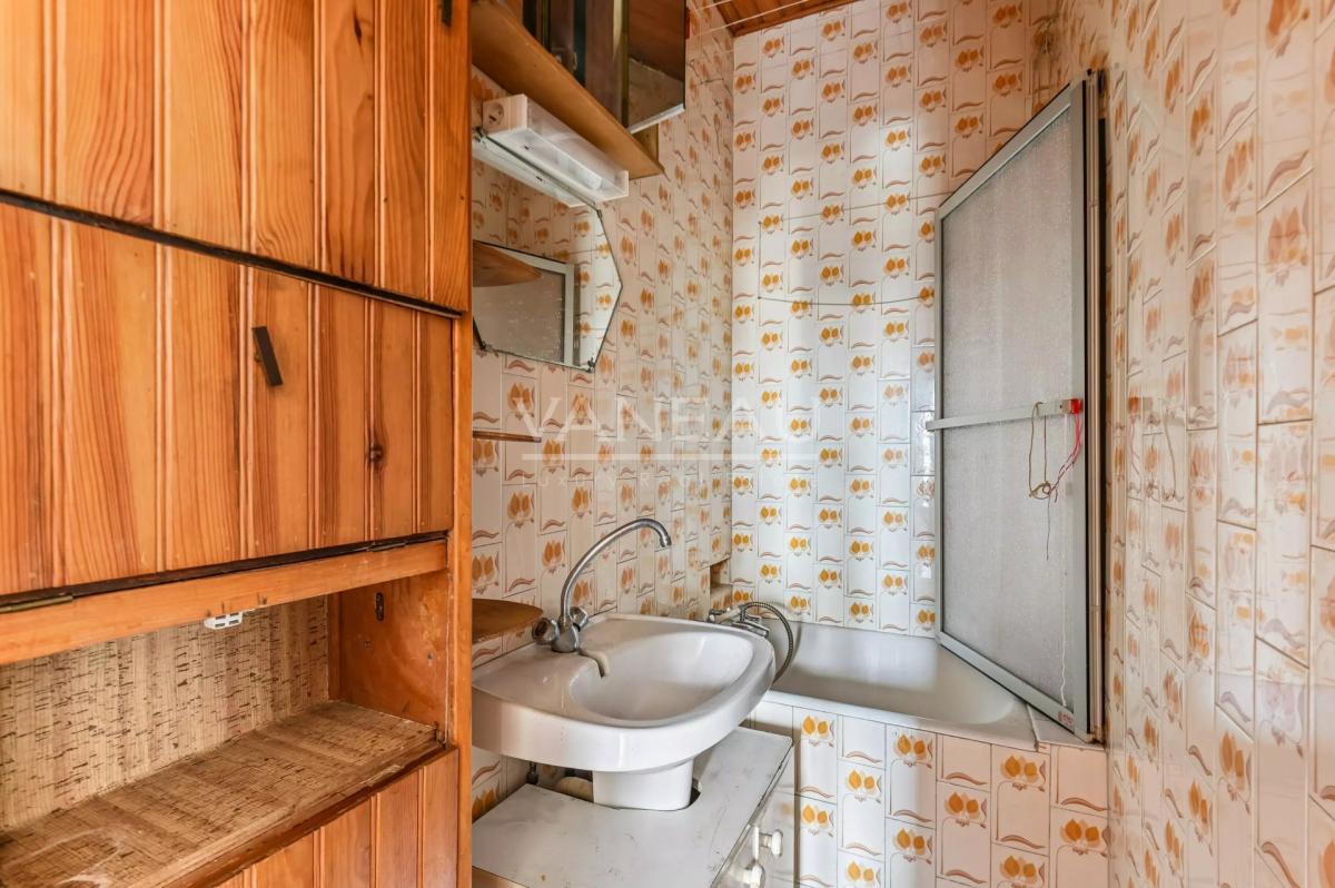 Levallois - Charme de l'ancien - 1 ou 2 chambres avec balcon