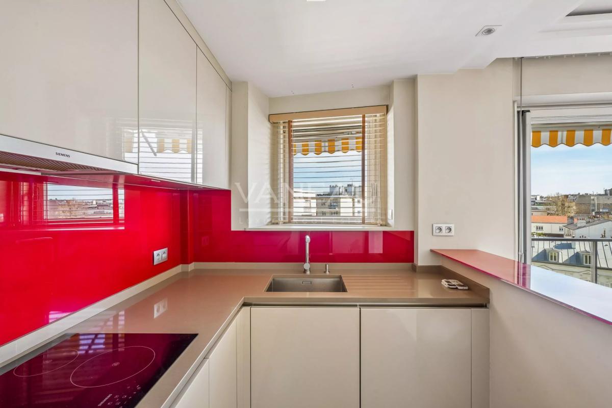 Neuilly - Mairie - Calme sur jardin