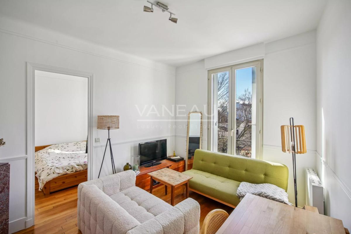 Nanterre - cœur historique - Appartement ensoleillé avec une vue