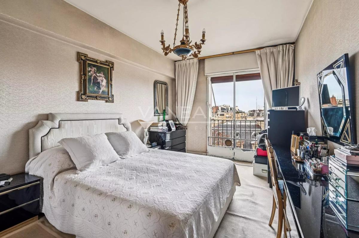 PARIS XVIe - DAUPHINE - Appartement familial en étage élevé - Vu