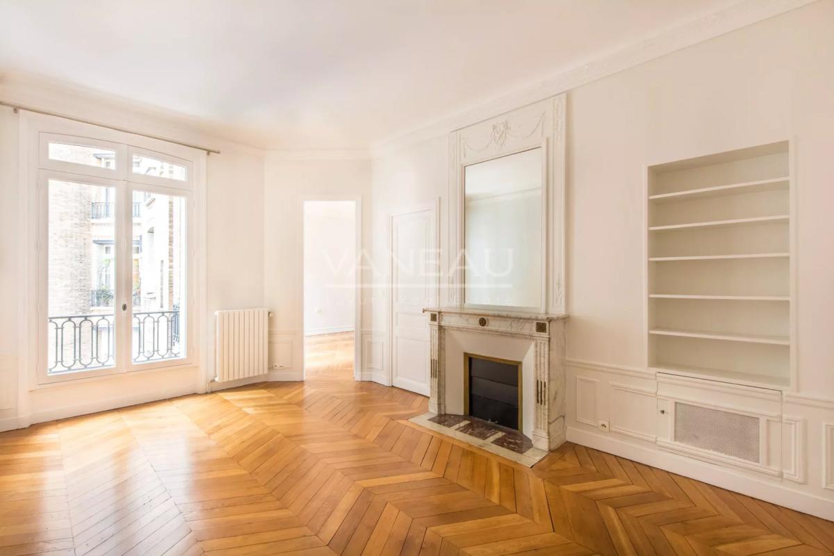 PARIS VIe _ Assas / Luxembourg - familial et de réception