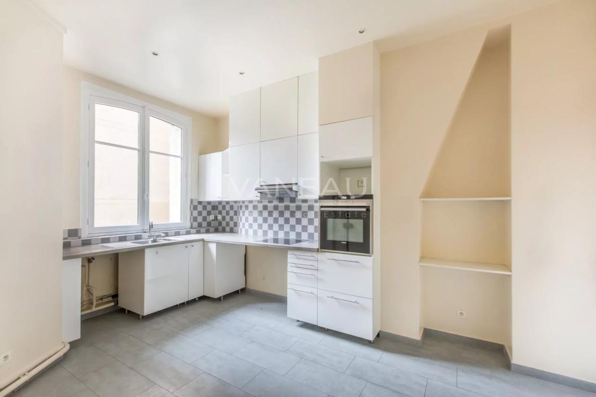 PARIS VIe _ Assas / Luxembourg - familial et de réception