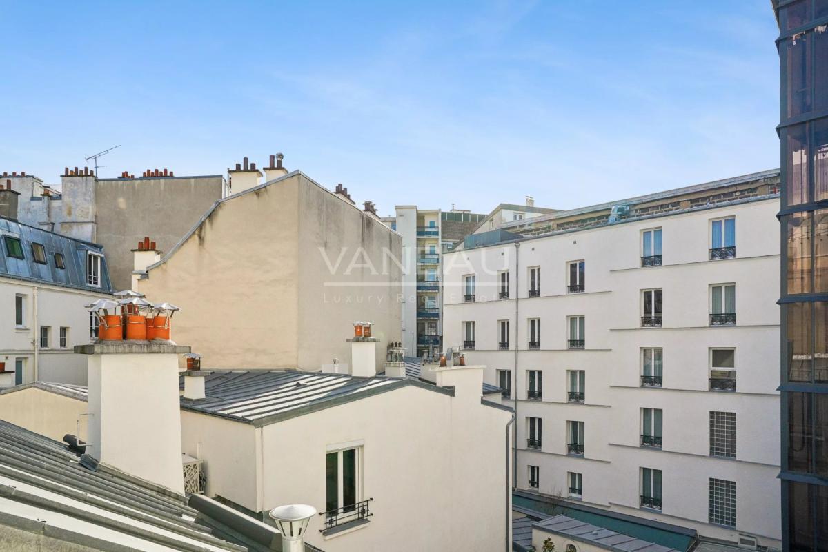 Exclusivité - Paris VIIe - Invalides Tour Maubourg