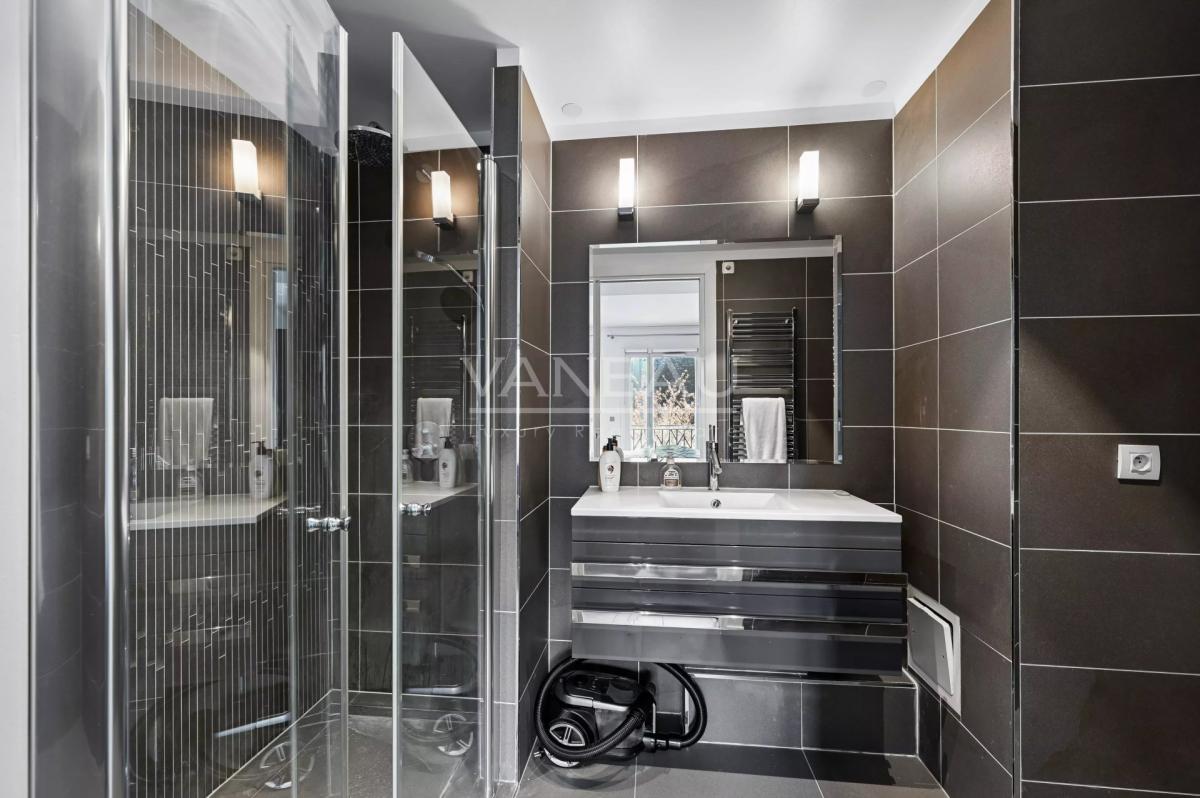 VIIe - Bon Marché/Laennec - 2P