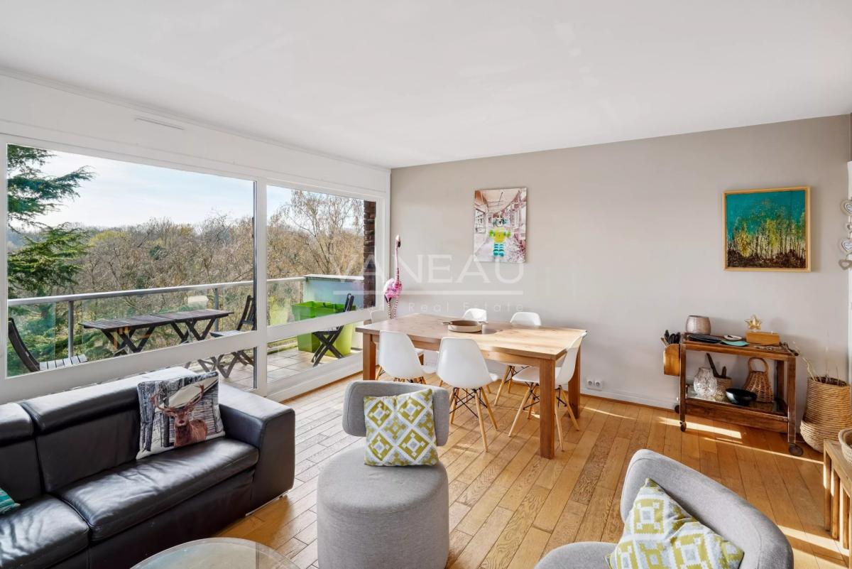 Appartement familial en étage avec terrasse vue dégagée