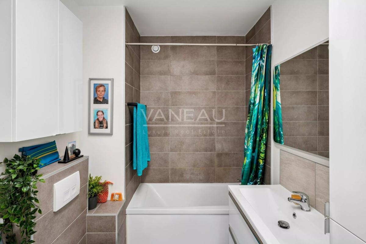 Appartement familial en étage avec terrasse vue dégagée