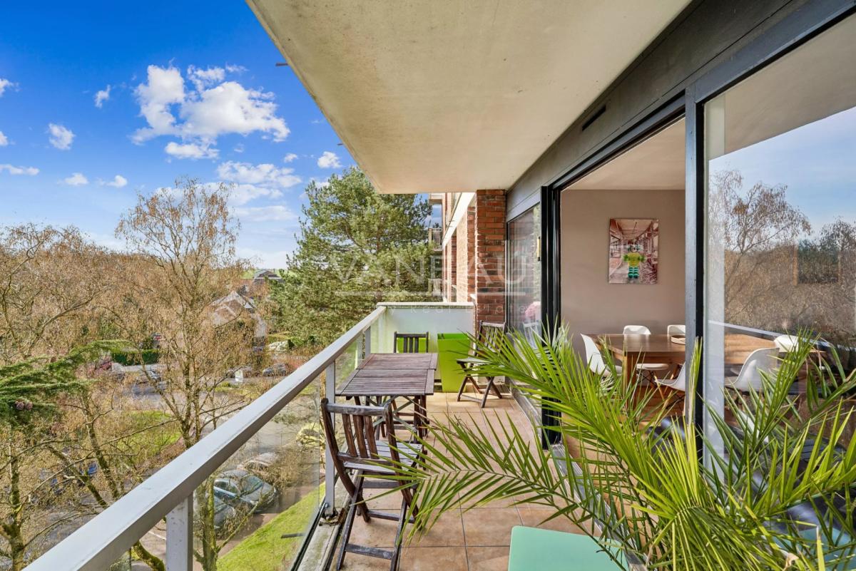 Appartement familial en étage avec terrasse vue dégagée