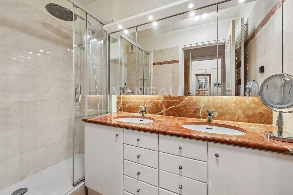 Paris VIIe - Gros Caillou - Université