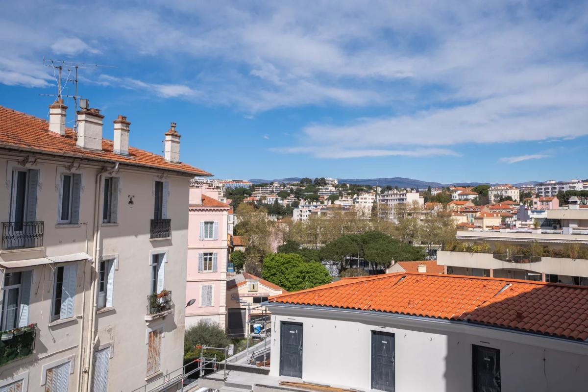 Cannes Centre Appartement 3P rénové à vendre