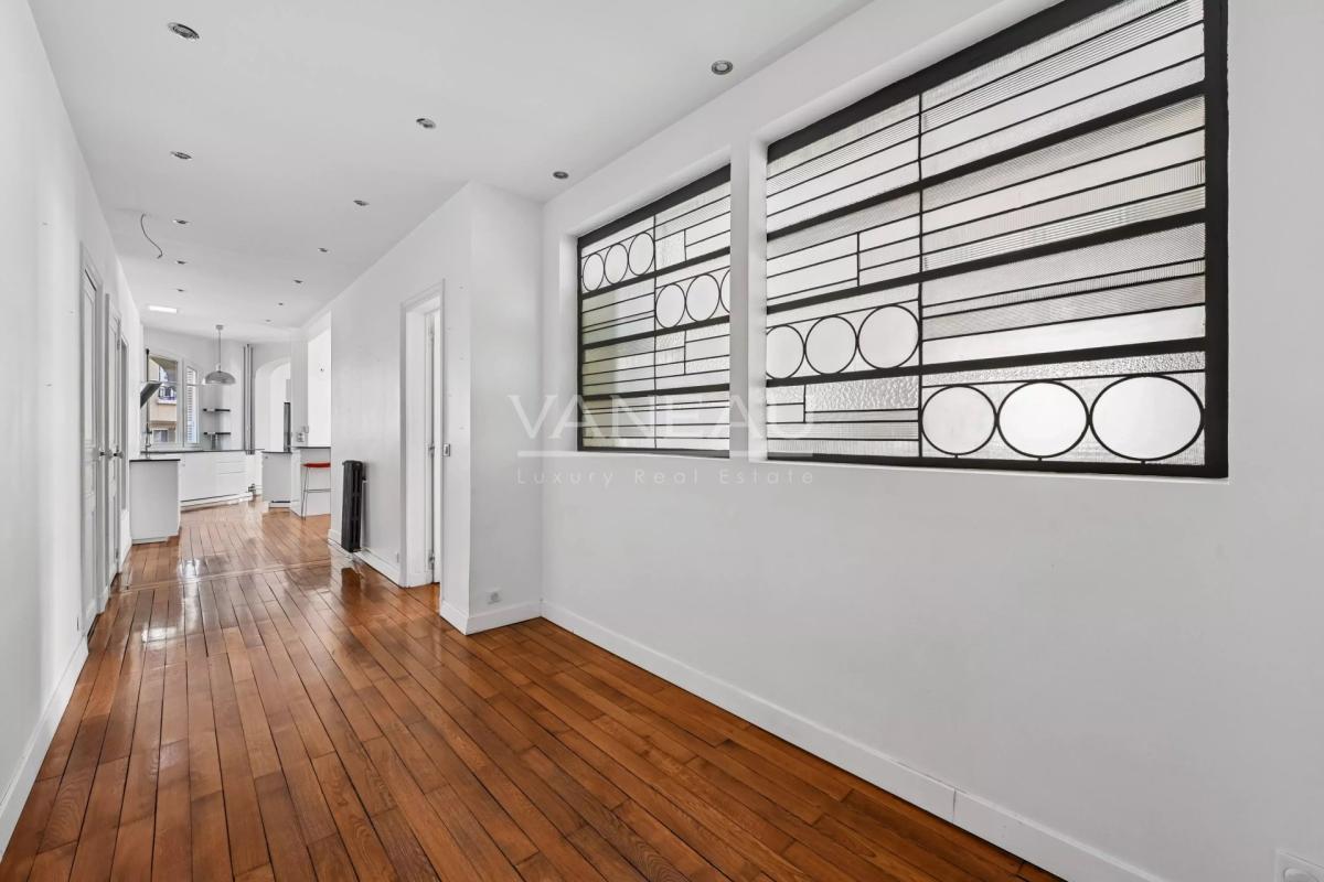 PARIS XVIe - EGLISE D'AUTEUIL - BEL APPARTEMENT FAMILIAL - 4 à 5