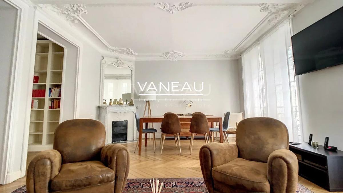 GRAND APPARTEMENT FAMILIAL - 2 CHAMBRES