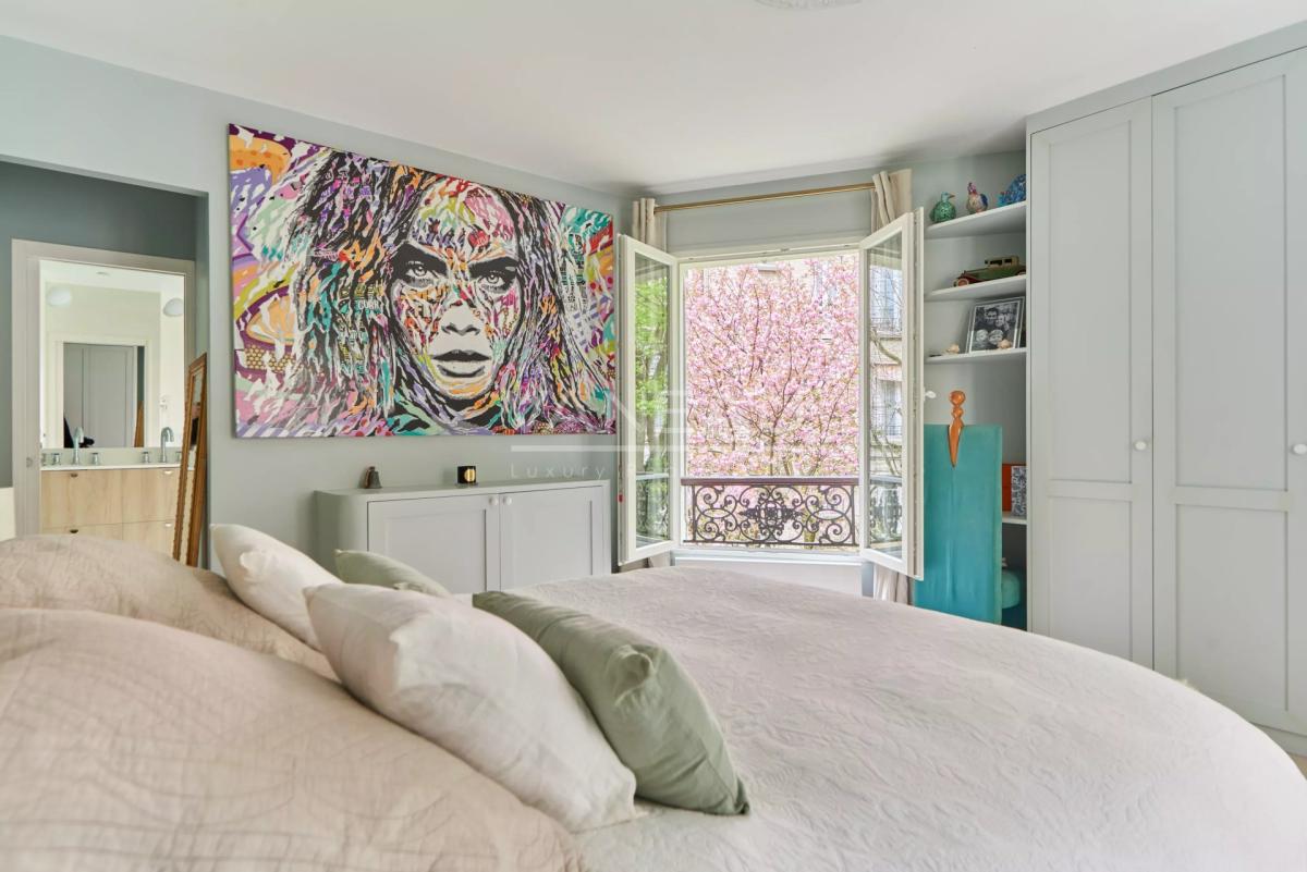 Paris XVIème - Appartement ancien rénové -