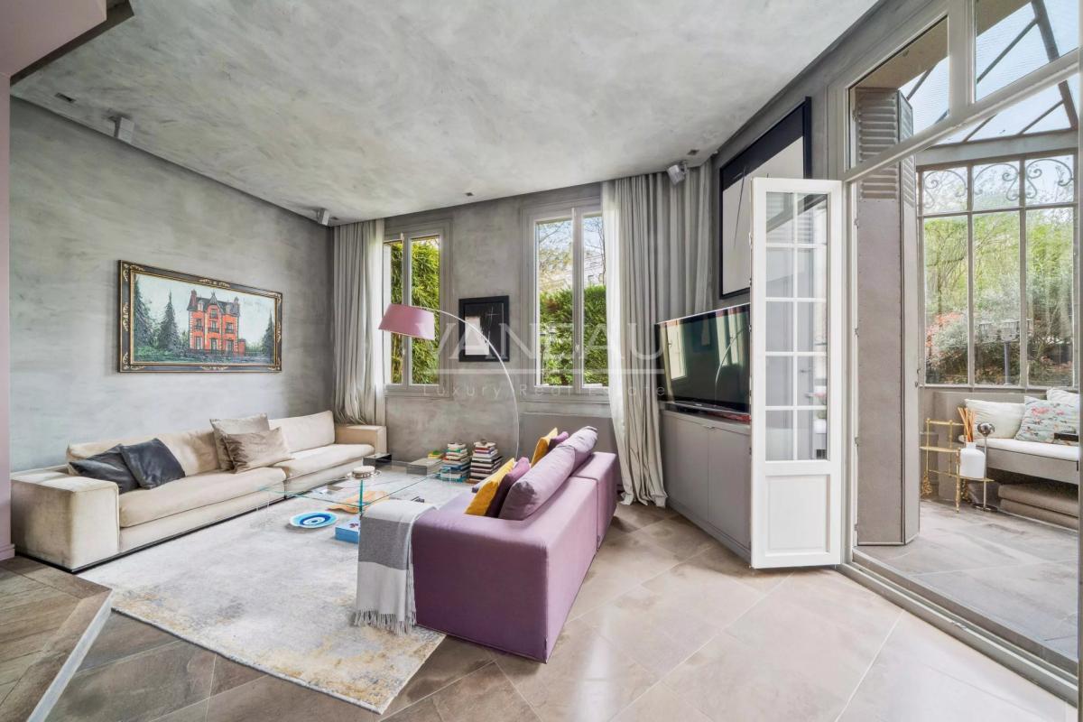 Paris XVIe - Henri Martin - Exceptionnel rez-de-jardin