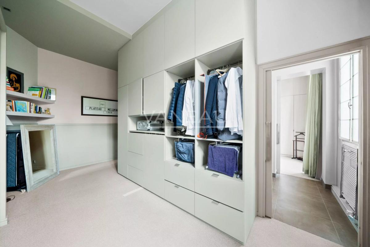 Paris XVIe - Henri Martin - Exceptionnel rez-de-jardin