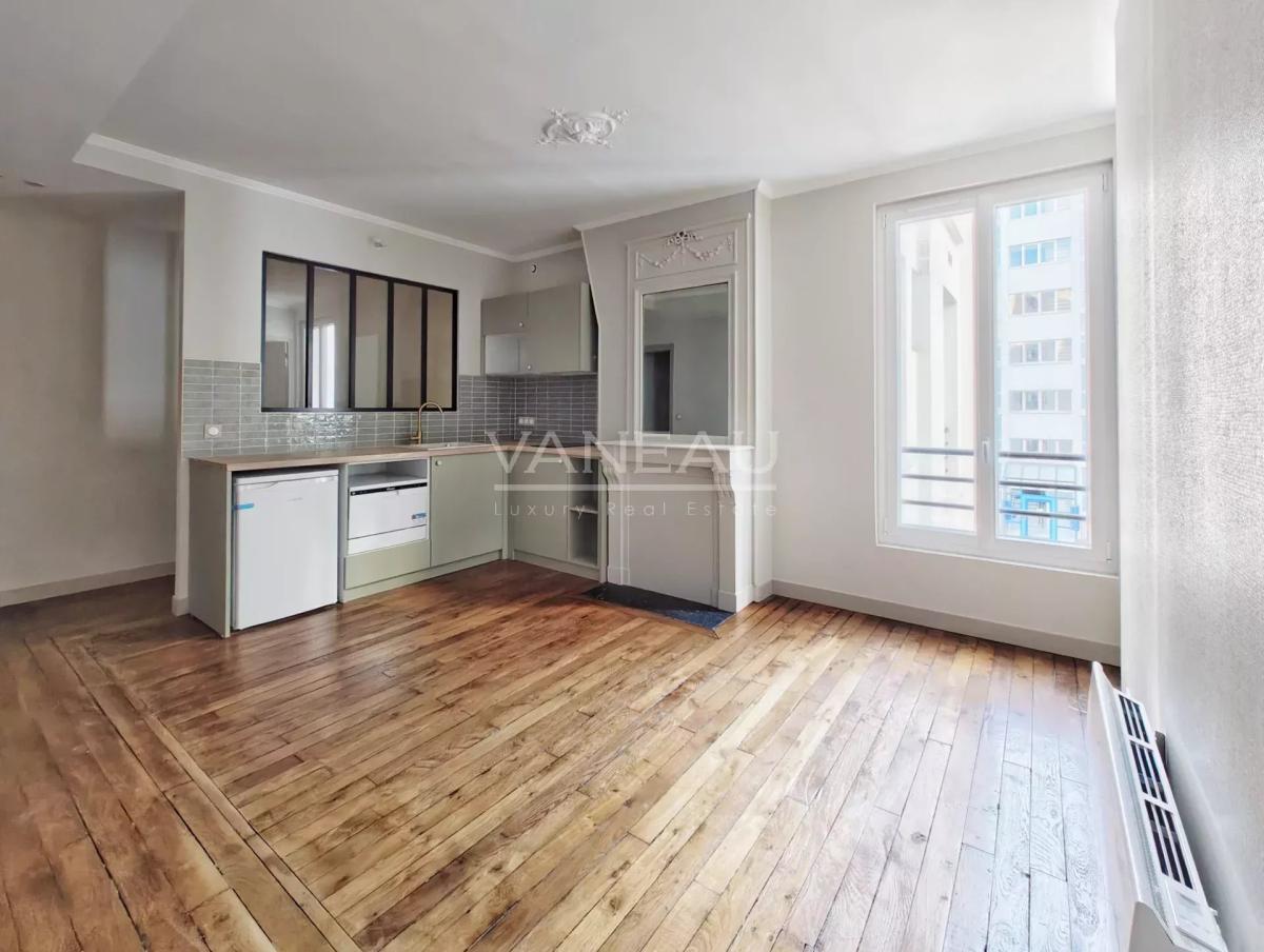 Paris XIVe - Rue des Plantes - 3 pièces Rénové DPE C