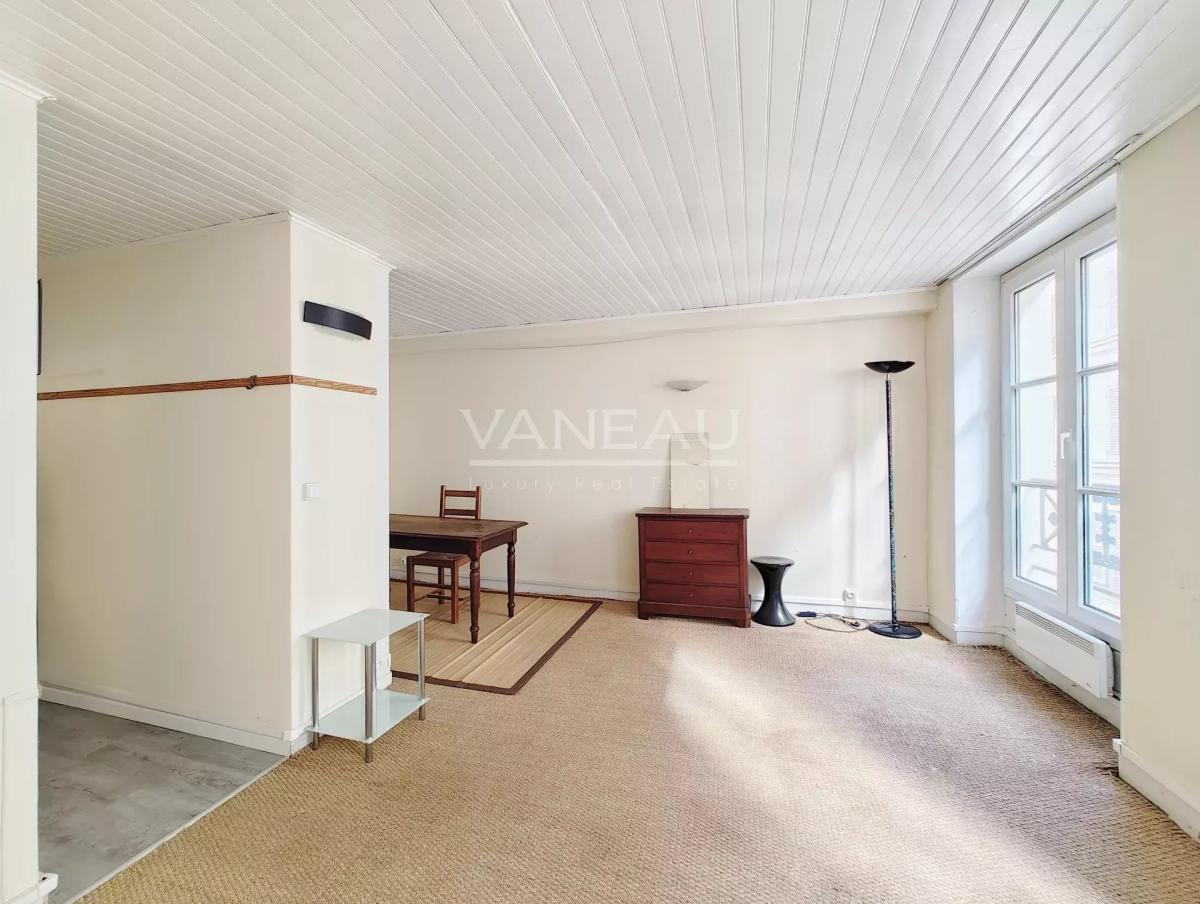 Paris 3e - Centre Pompidou - studio avec potentiel