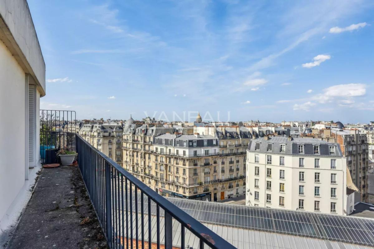 Paris XVe - Sèvres Lecourbe : Appartement dernier étage avec vue