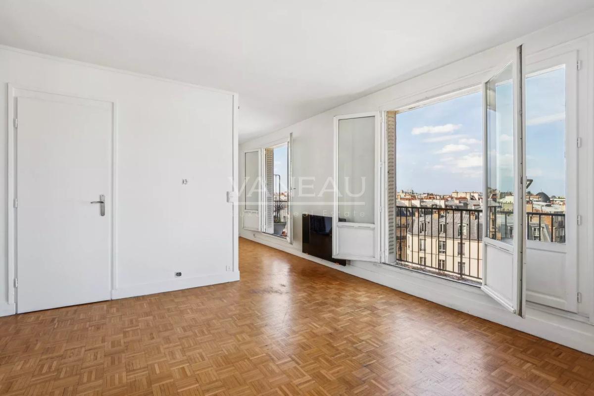 Paris XVe - Sèvres Lecourbe : Appartement dernier étage avec vue