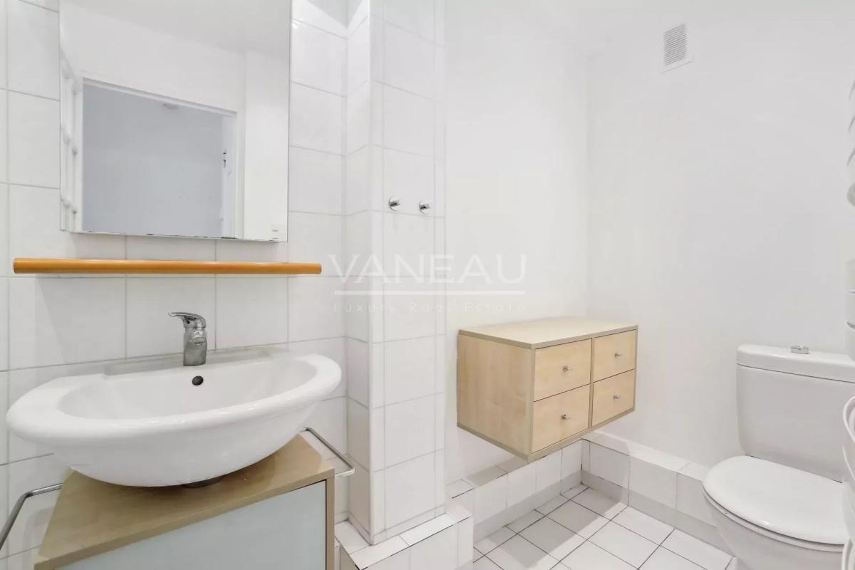 PARIS 3e - MARAIS - Grand studio