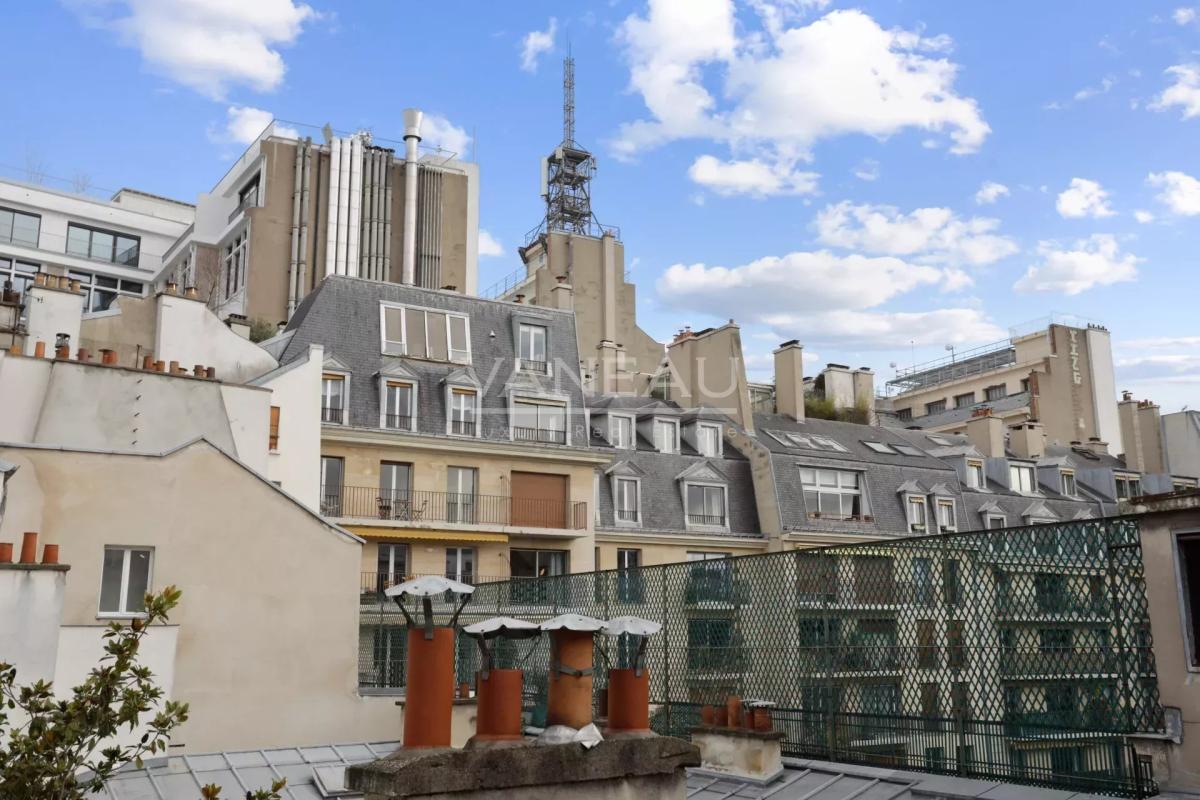 PARIS 3e - MARAIS - Grand studio