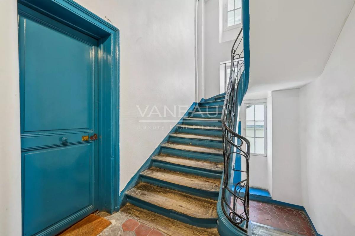 Paris 4ème - MUSEE CARNAVALET- STUDIO