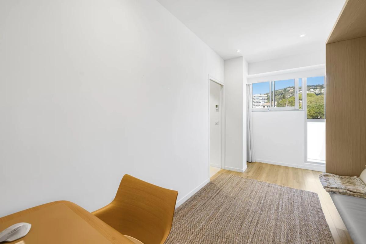 Cannes Montfleury 3 Pièces rénové à vendre - ETAT NEUF