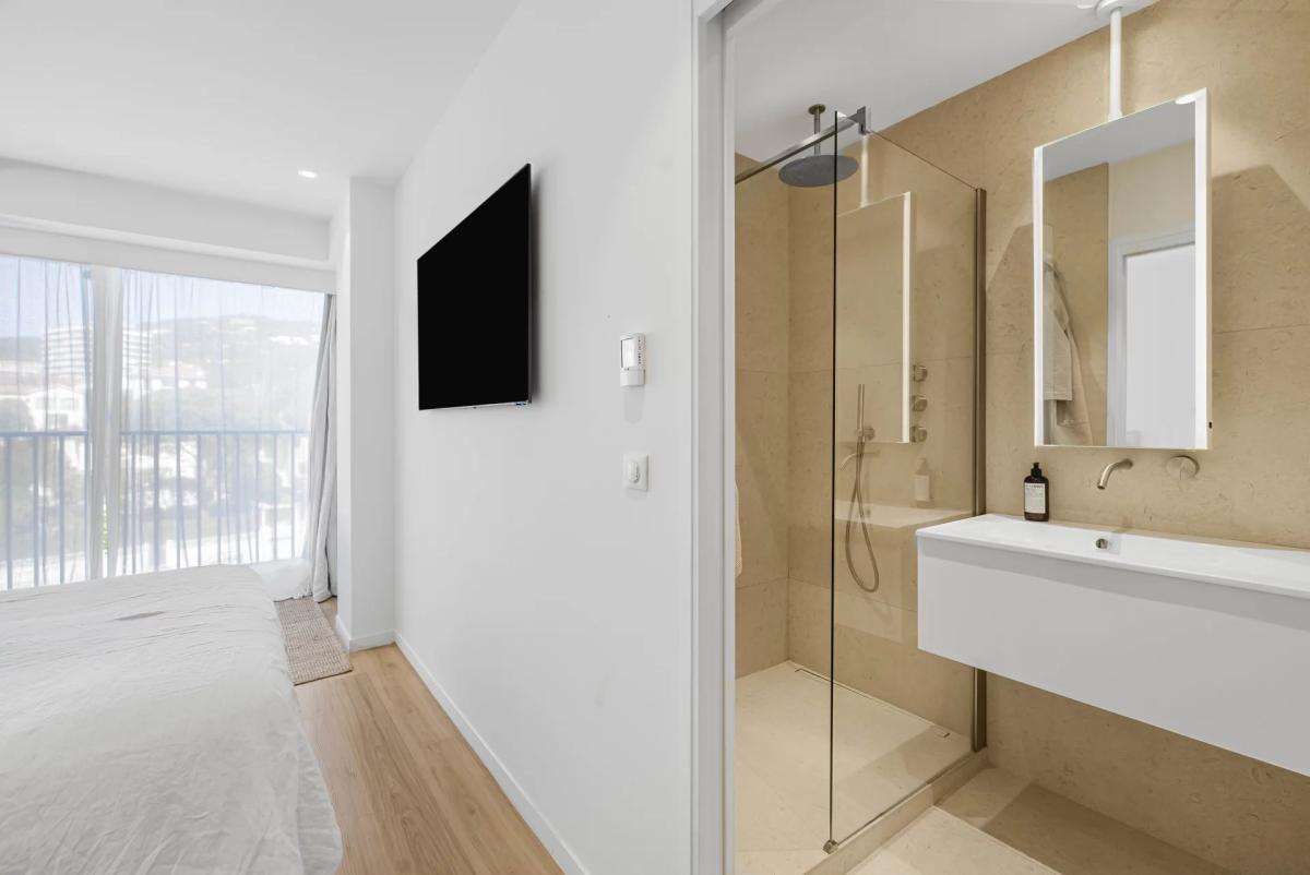 Cannes Montfleury 3 Pièces rénové à vendre - ETAT NEUF