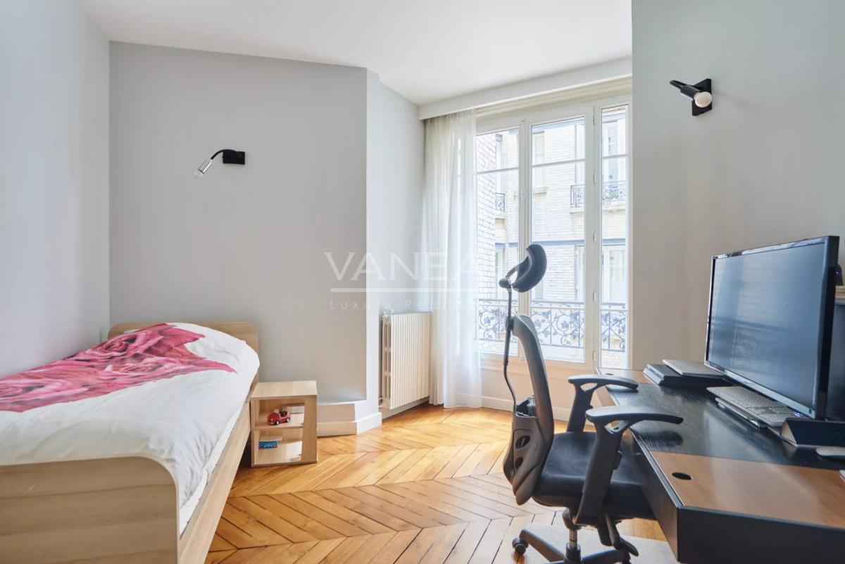 Paris XVIe - Passy - Elégant appartement familial