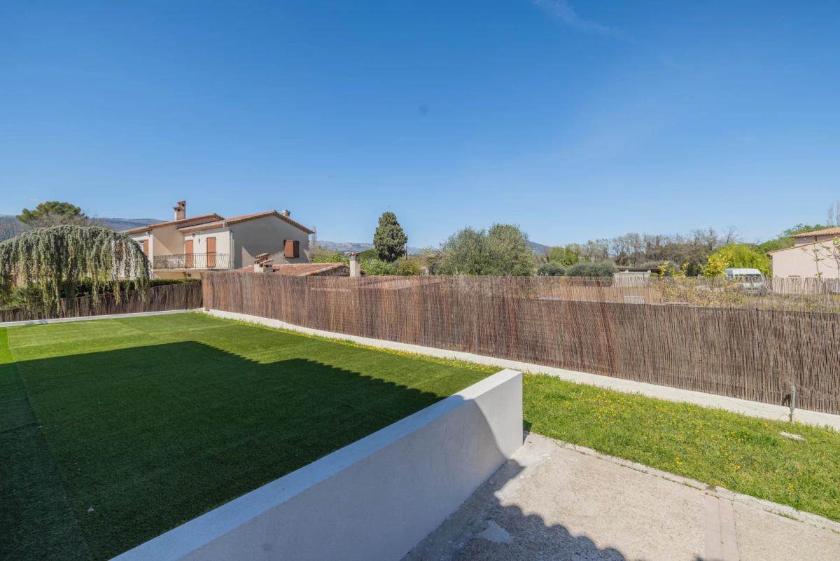 Chateauneuf Villa contemporaine rénovée à vendre