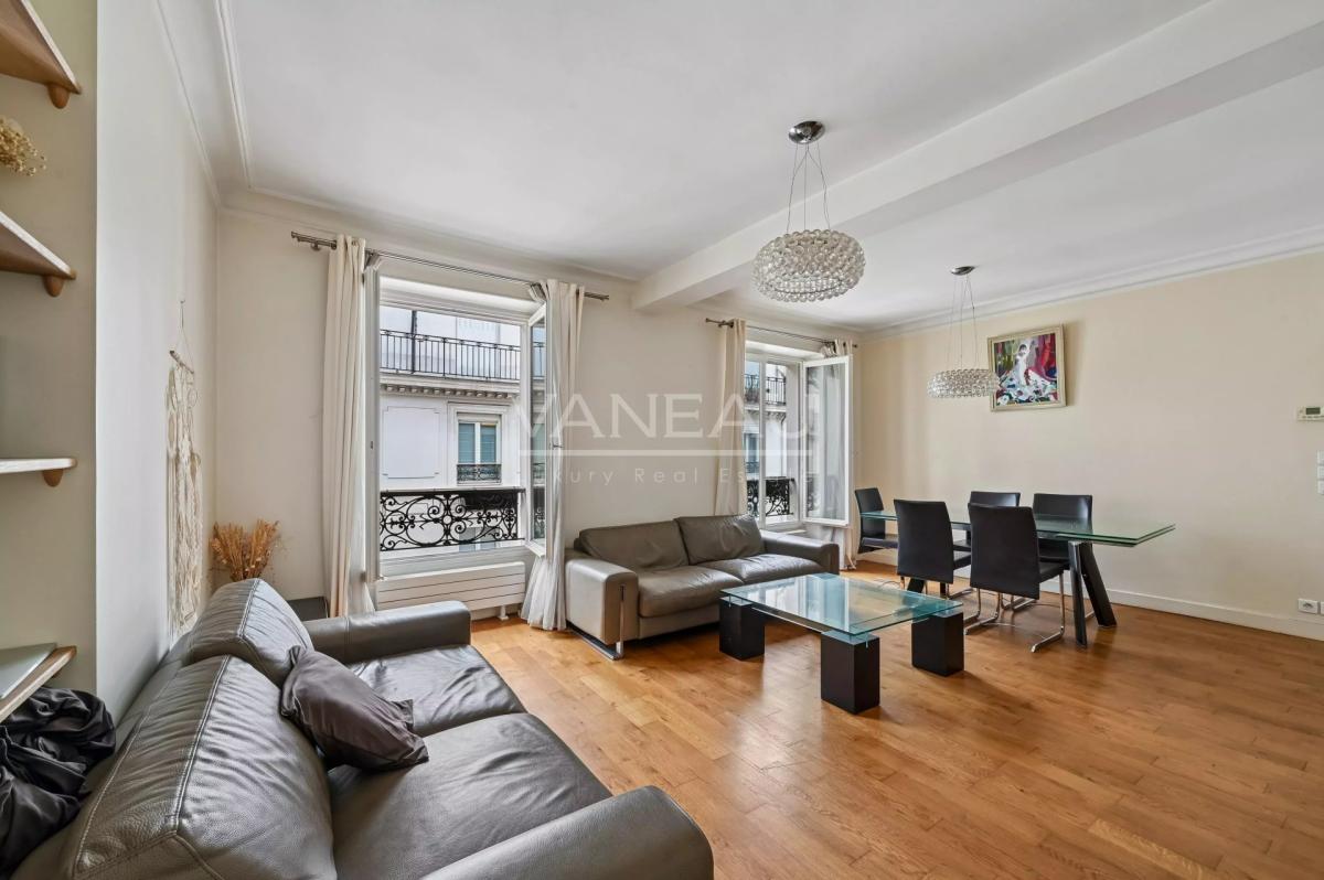 PARIS XVe - Pasteur/Montparnasse - Appartement familial en étage