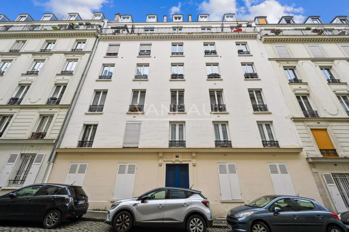 PARIS XVe - Pasteur/Montparnasse - Appartement familial en étage