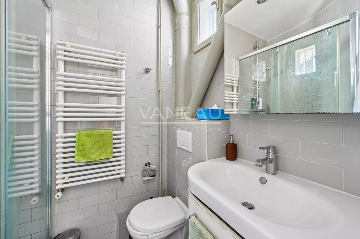 PARIS XVe - Pasteur/Montparnasse - Appartement familial en étage